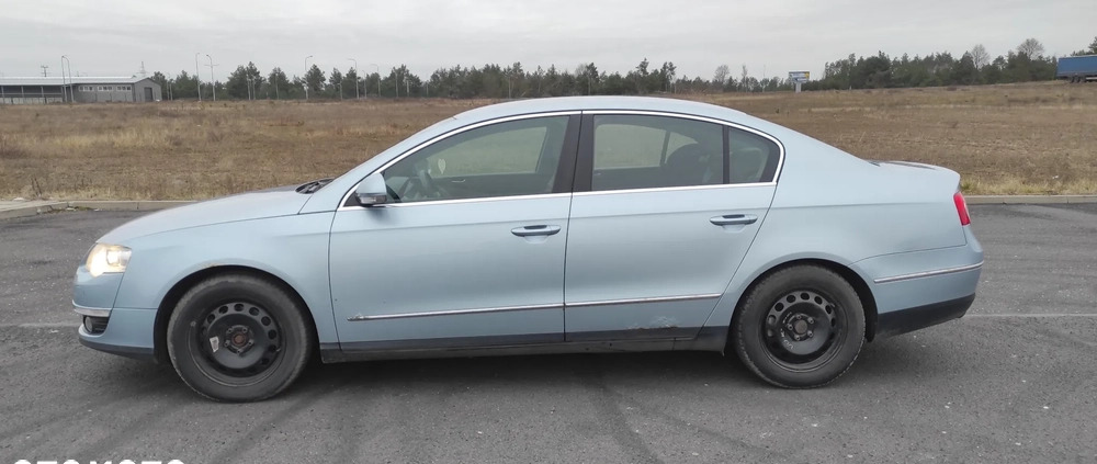 Volkswagen Passat cena 11400 przebieg: 225000, rok produkcji 2005 z Wiązów małe 37